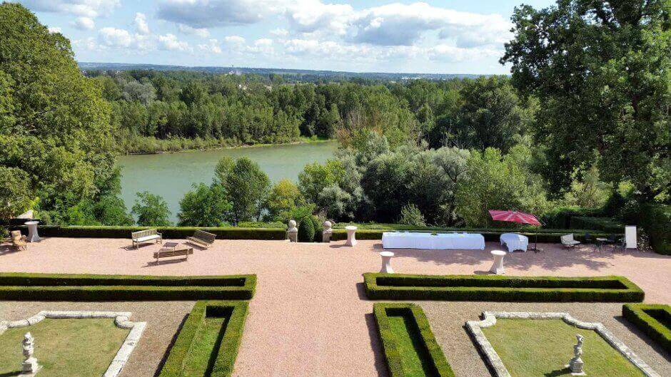 Terrasse du château de Rochemontès